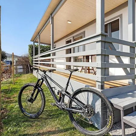 Agriturismo Rose Di Pietra 1 Lägenhet Pietra Ligure